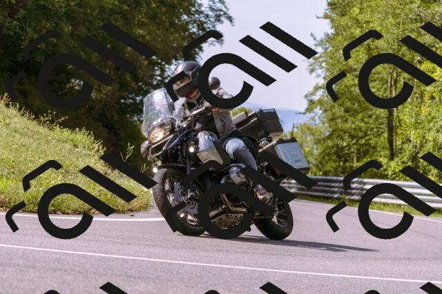 202509071056-_DSC9042_d1_