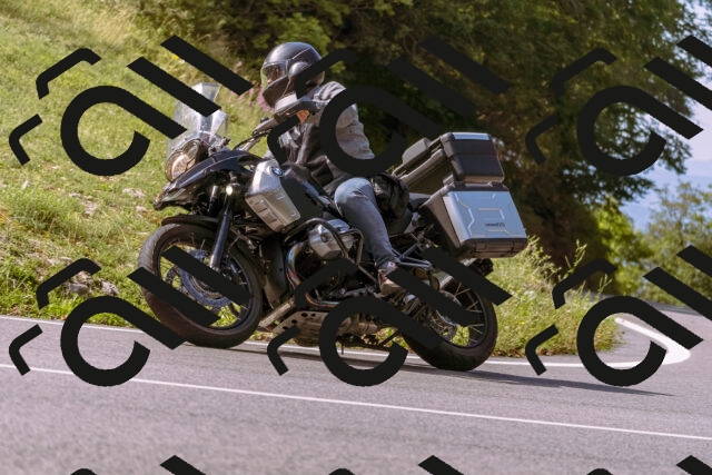 202509071056-_DSC9043_d1_