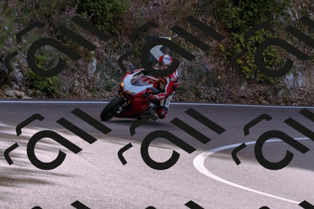 202509071057-_DSC9047_d1_