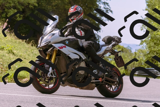 202509071058-_DSC9056_d1_