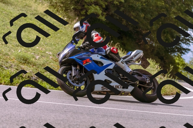 202509071058-_DSC9063_d1_