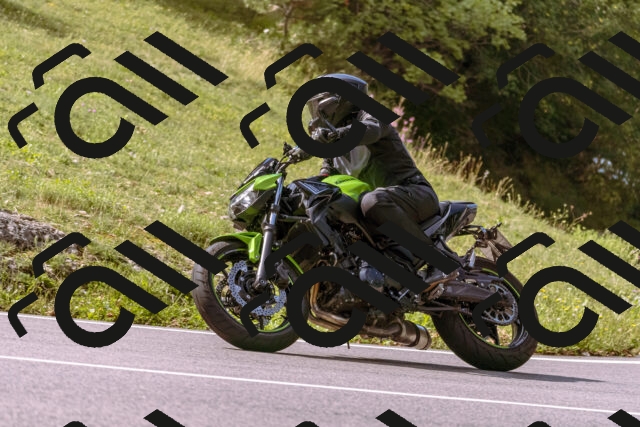 202509071103-_DSC9121_d1_