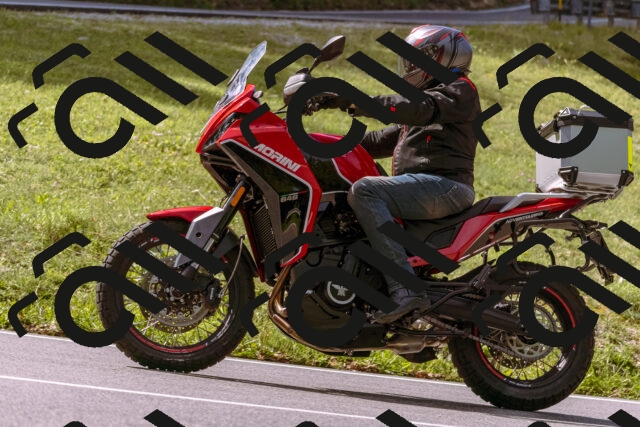 202509071103-_DSC9126_d1_