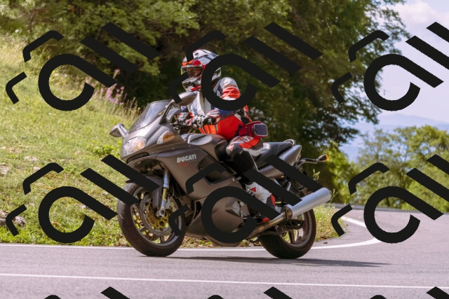 202509071110-_DSC9158_d1_