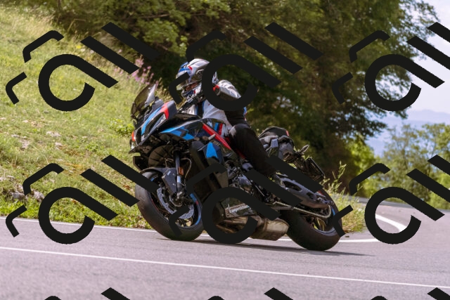 202509071120-_DSC9194_d1_