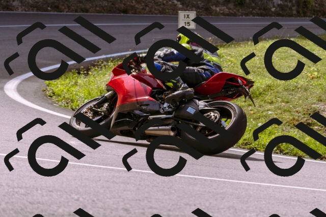 202509071121-_DSC9205_d1_