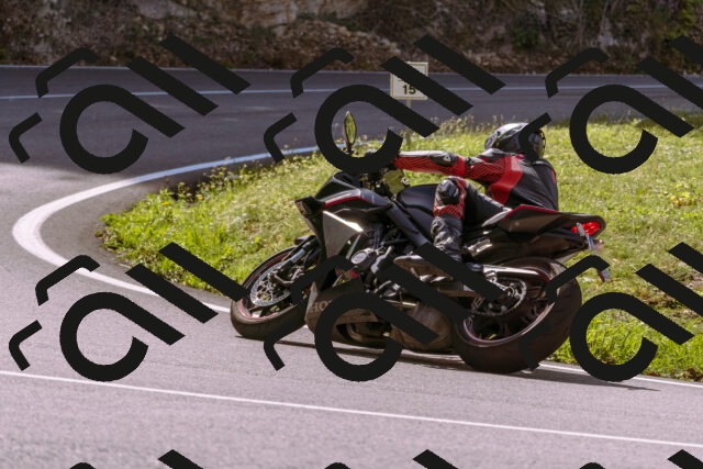 202509071132-_DSC9251_d1_