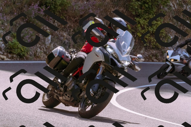 202509071136-_DSC9261_d1_