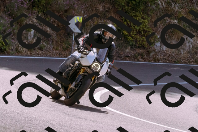 202509071137-_DSC9277_d1_