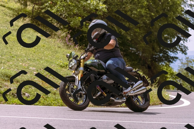 202509071153-_DSC9321_d1_