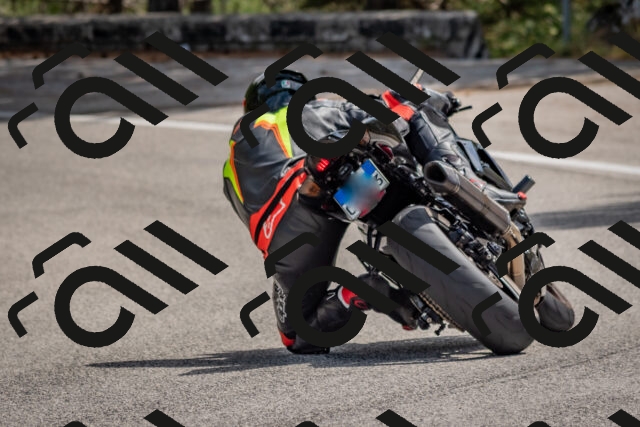 202509071317-DSC_9487_c4_