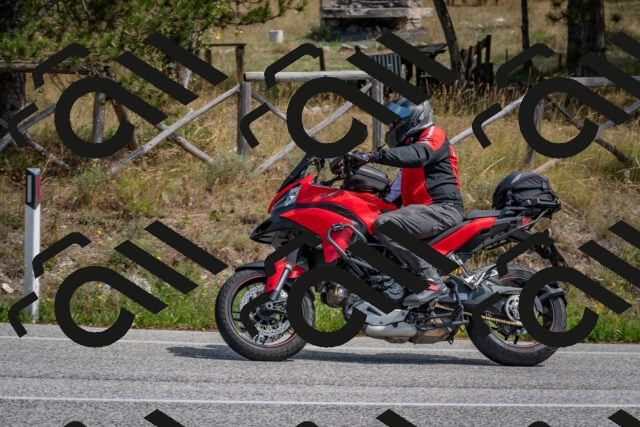 202509071328-DSC_9606_c4_