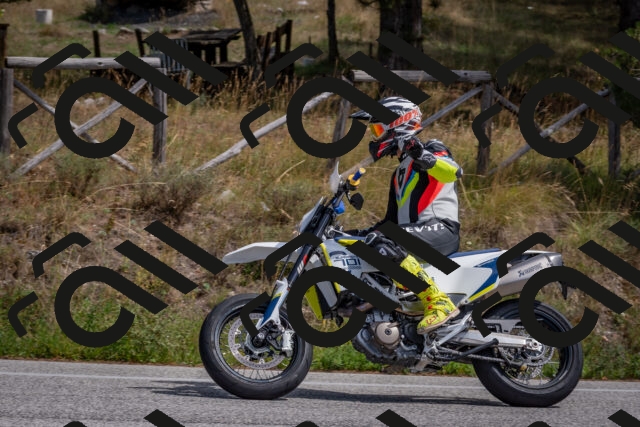 202509071328-DSC_9612_c4_