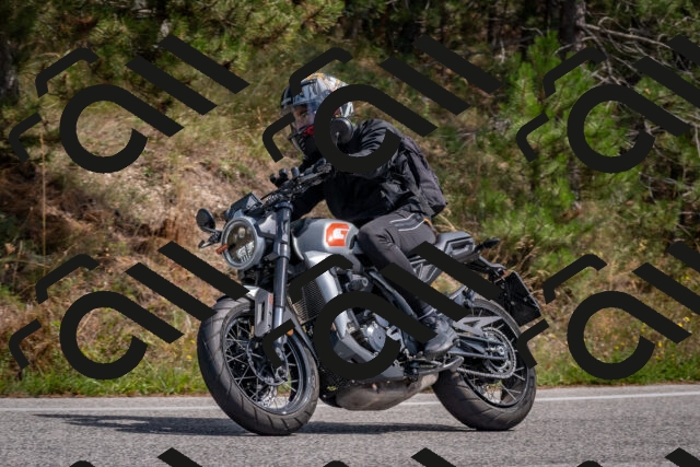 202509071329-DSC_9622_c4_