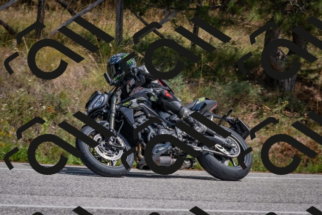 202509071341-DSC_9670_c4_