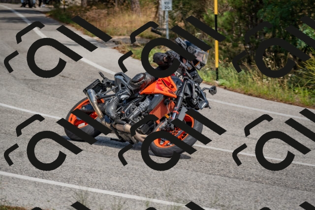 202509071345-DSC_9780_c4_