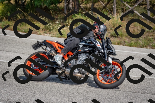 202509071347-DSC_9823_c4_