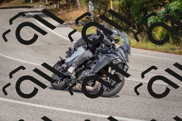 202509071348-DSC_9844_c4_