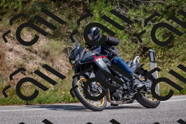 202509071350-DSC_9856_c4_