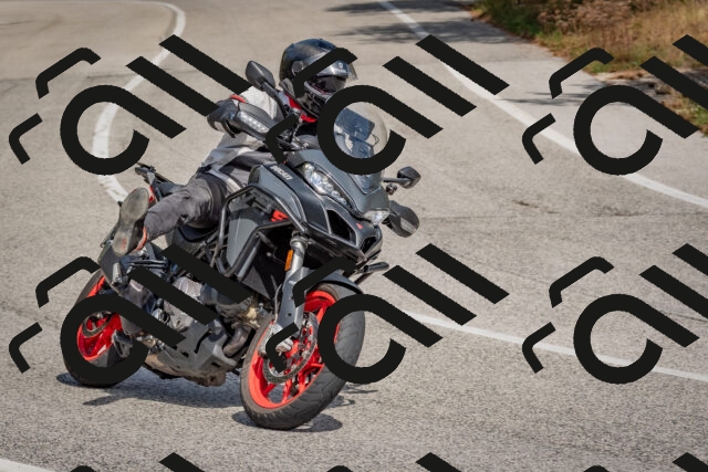 202509071351-DSC_9868_c4_