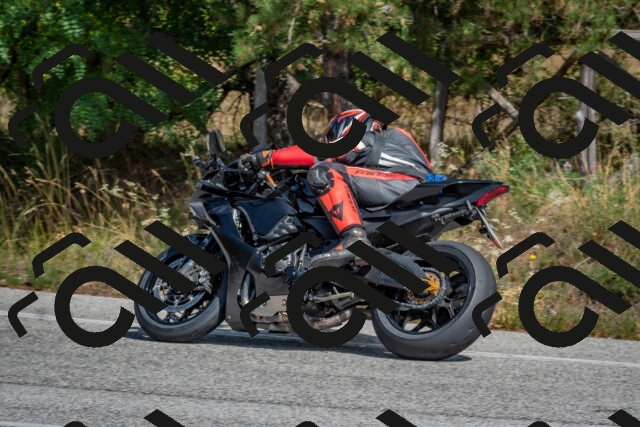 202509071401-DSC_9936_c4_