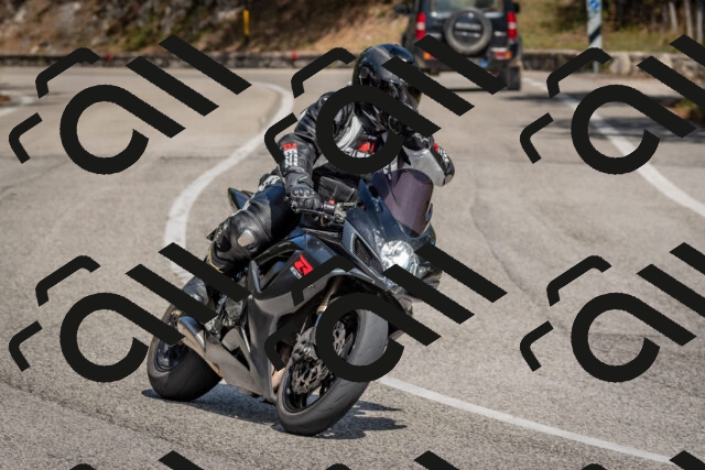 202509071404-DSC_9946_c4_