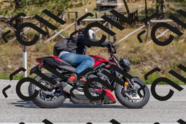 202509071426-DSC_0095_c4_