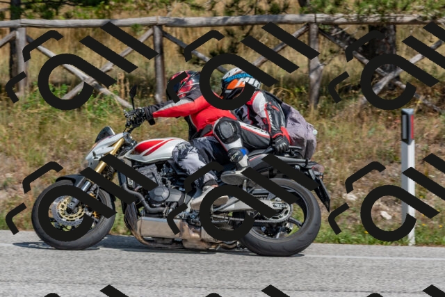 202509071426-DSC_0101_c4_