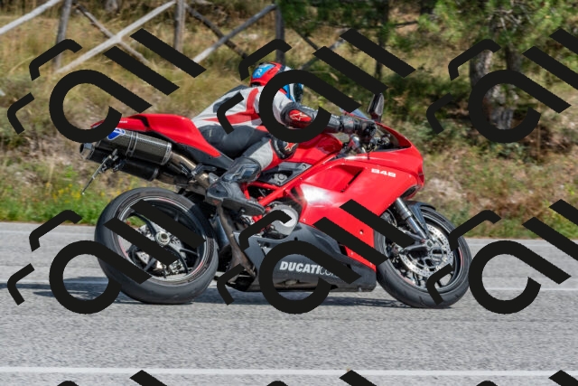 202509071438-DSC_0167_c4_