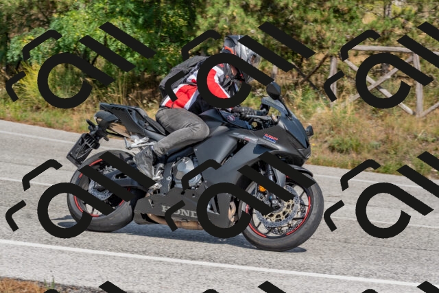 202509071438-DSC_0169_c4_