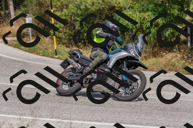 202509071506-DSC_0363_c4_