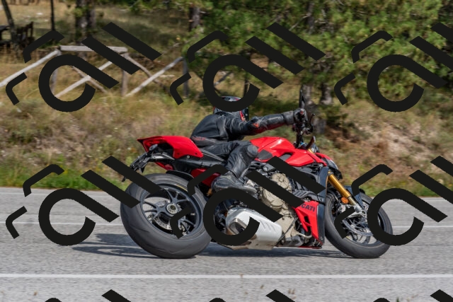 202509071507-DSC_0386_c4_