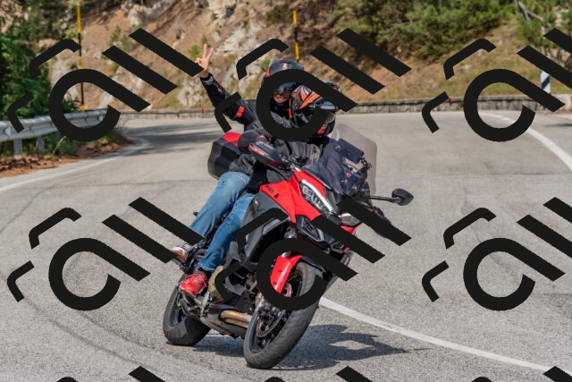 202509071508-DSC_0409_c4_