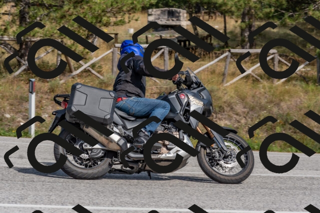 202509071508-DSC_0415_c4_