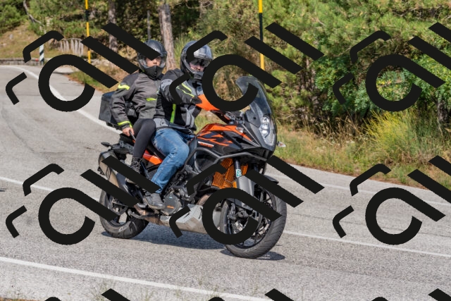 202509071517-DSC_0516_c4_