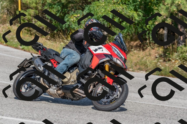 202509071537-DSC_0716_c4_