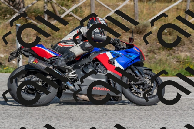 202509071540-DSC_0743_c4_