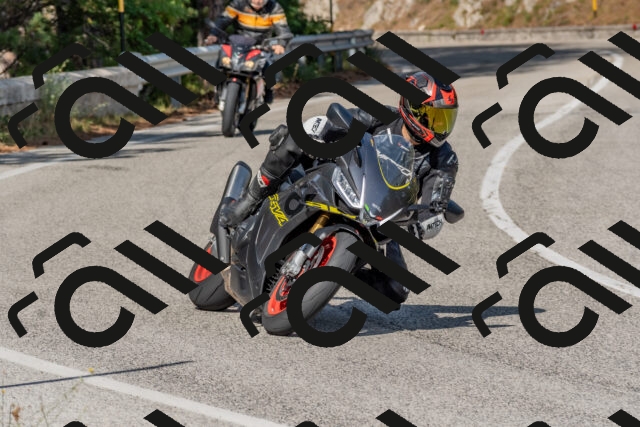 202509071542-DSC_0781_c4_