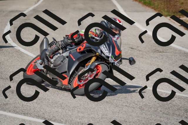 202509071550-DSC_0884_c4_