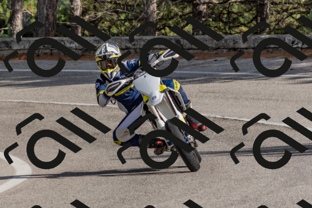 202509071555-DSC_0939_c4_