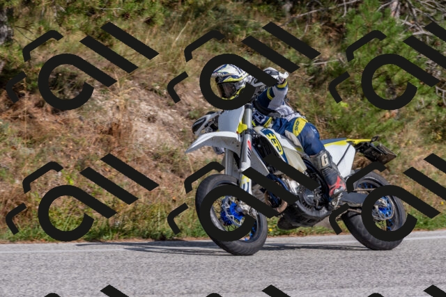 202509071555-DSC_0941_c4_