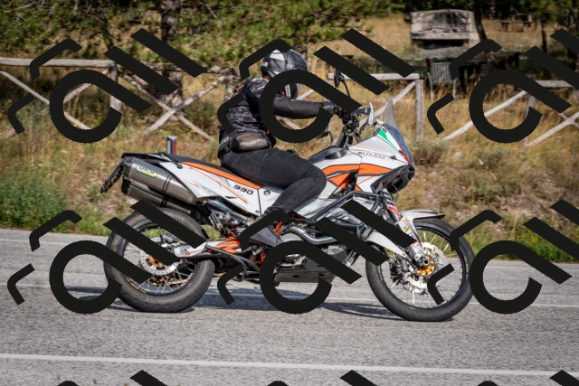 202509071608-DSC_1012_c4_