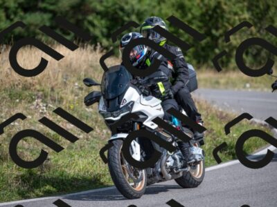 202509071200-M01_4537_m1_