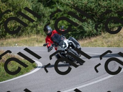 202509071206-M01_4581_m1_