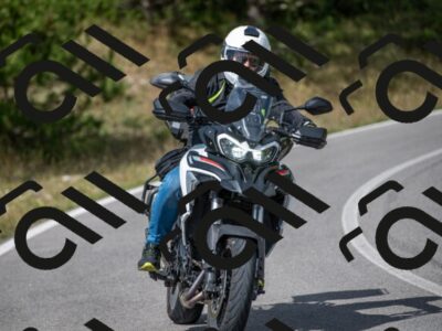 202509071207-M01_4596_m1_