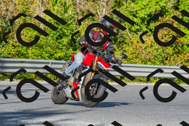 20250906091539-R01_4619_r1