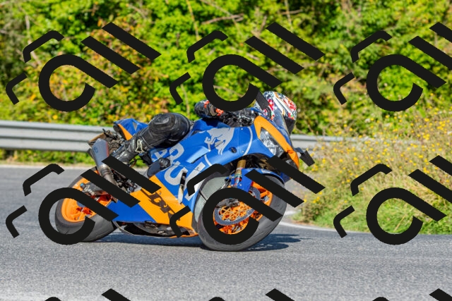 20250906092209-R01_4637_r1