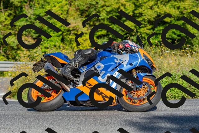 20250906092209-R01_4638_r1