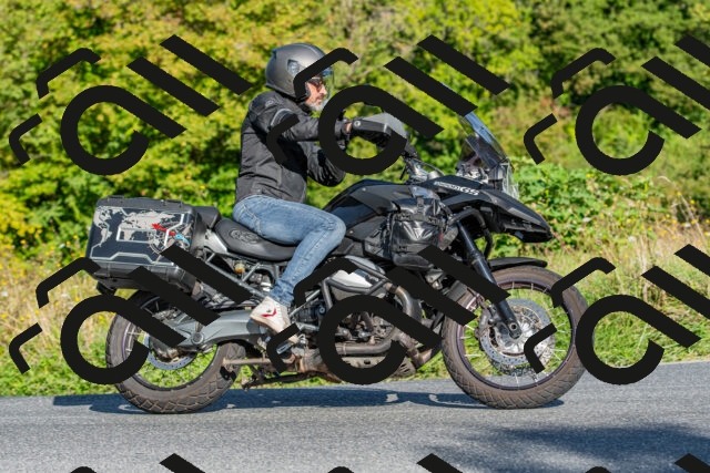 20250906092812-R01_4663_r1