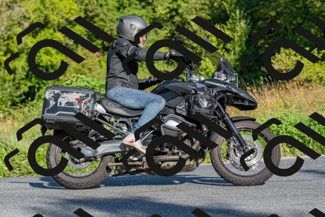 20250906092812-R01_4664_r1